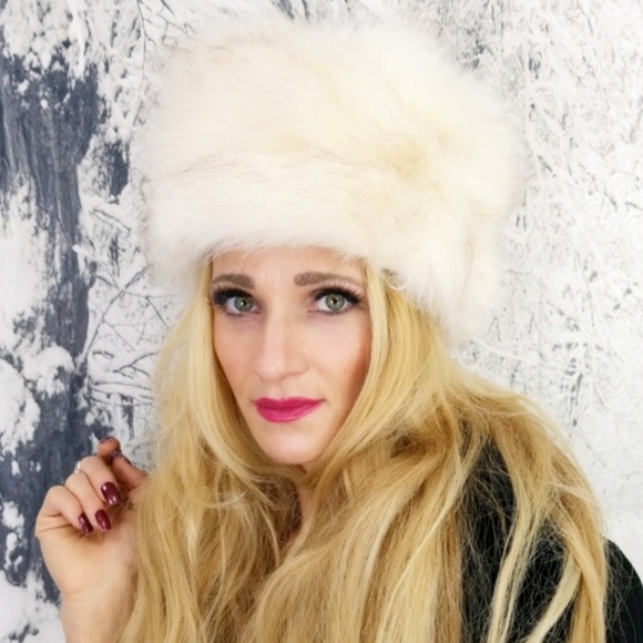 WINTER DOLLZ Russian Faux Fur Hat - Cream - Picture 3 of 4